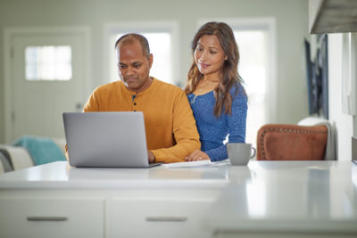 Services-15-OnlineBillPay-HiRes-400×267